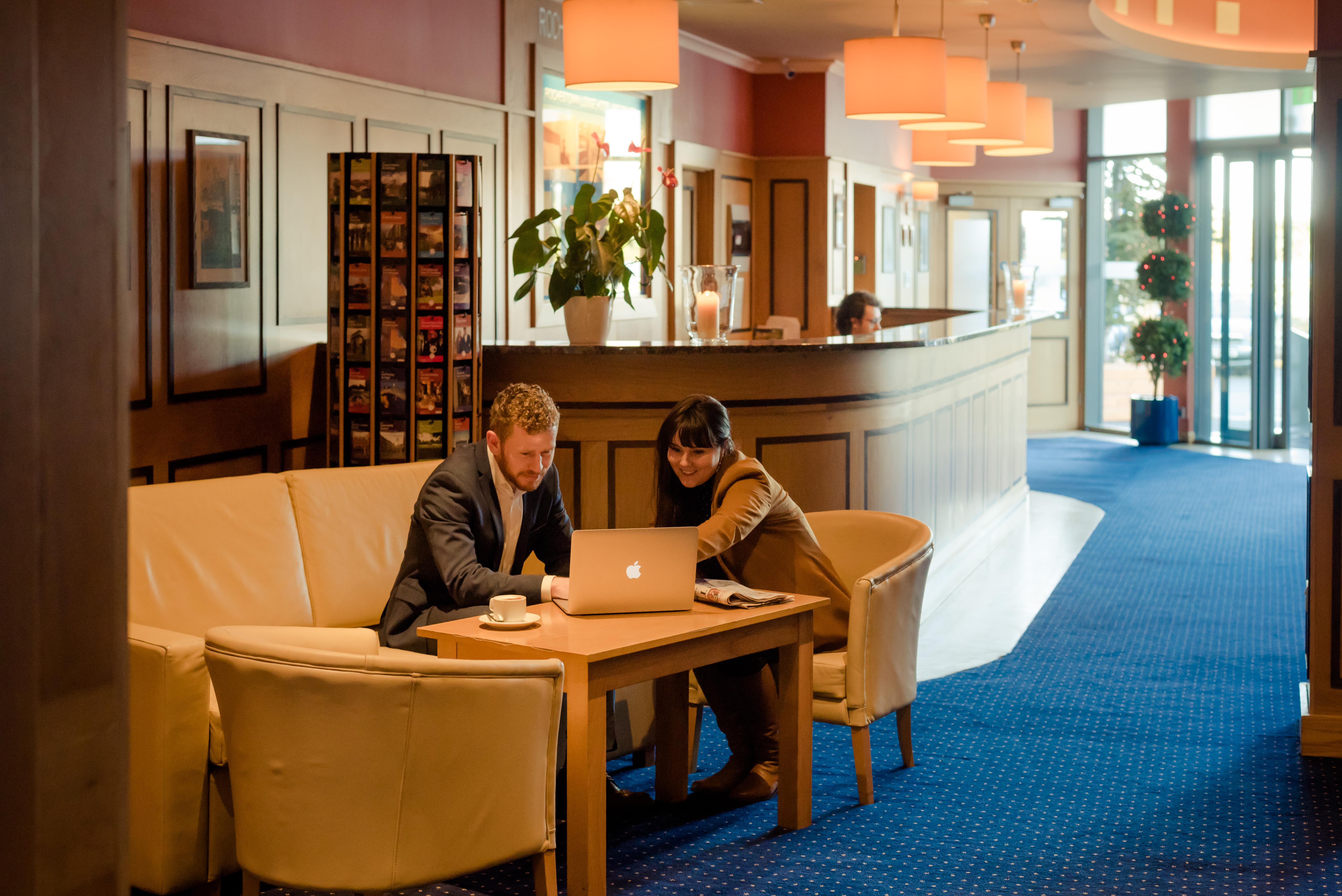 Rochestown Lodge Hotel Dun Laoghaire Exterior foto