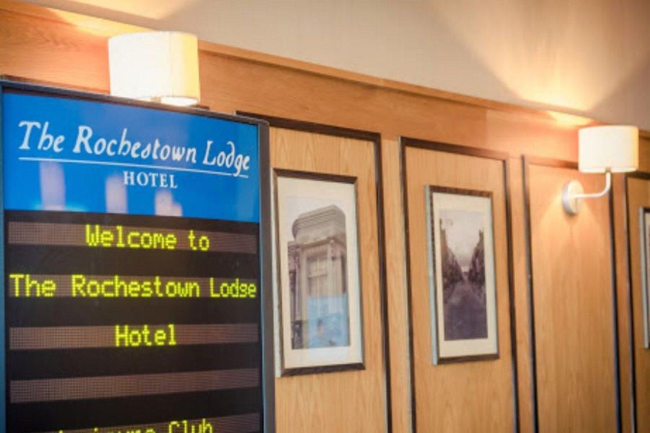 Rochestown Lodge Hotel Dun Laoghaire Exterior foto